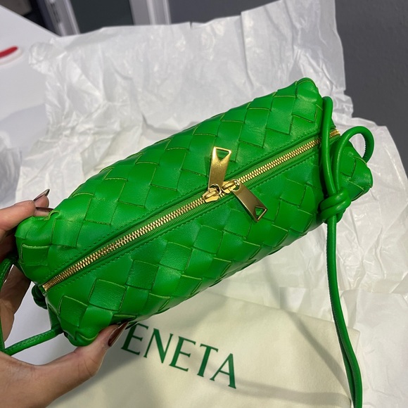 Brand new Bottega Veneta Small Loop in Parakeet - Picture 2 of 5